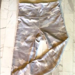 Women’s Athleta yoga pants worn twice